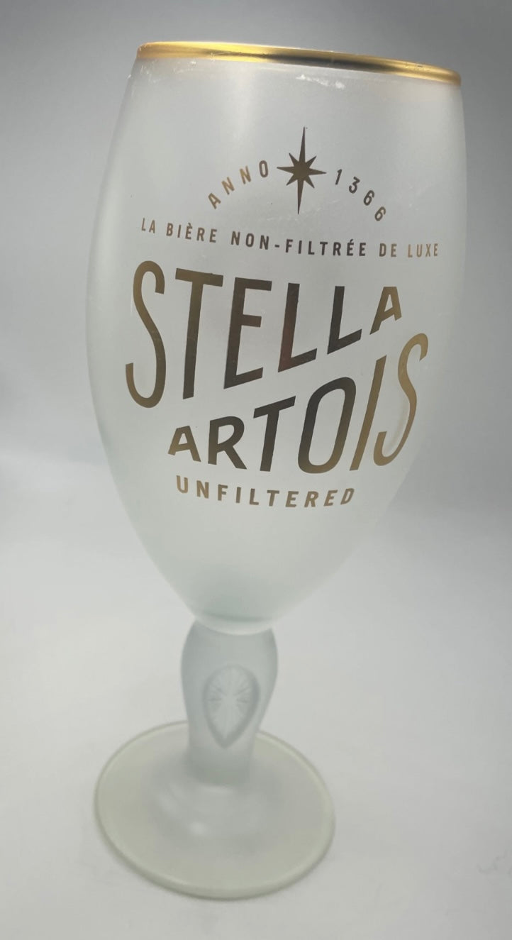 Stella unfiltered 20oz pint glass - grade B