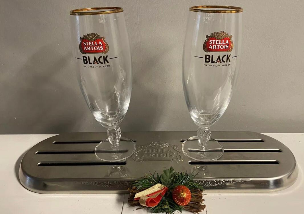 2 x STELLA ARTOIS NUCLEATED BLACK 20oz pint BEER GLASS