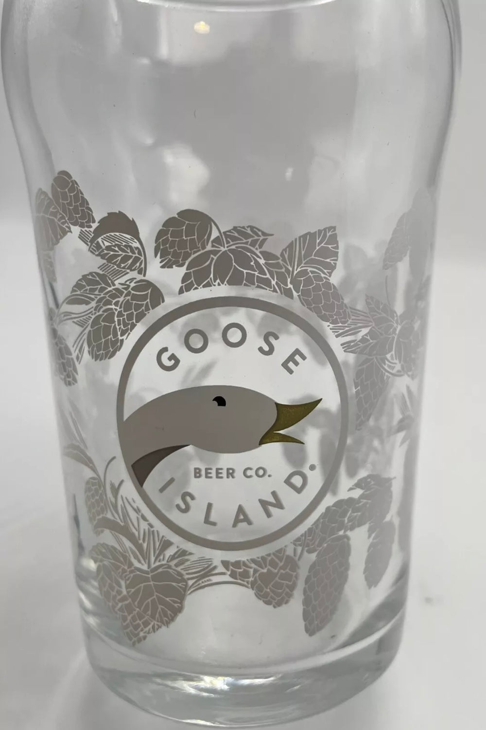 Goose island 20oz nucleated pint glass