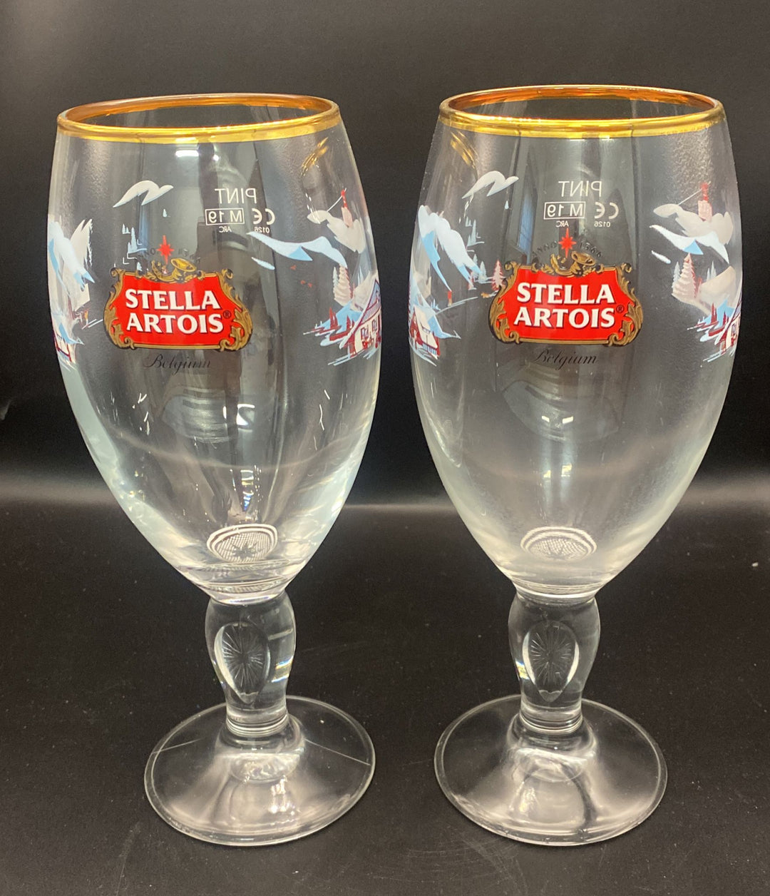 Stella Artois Pint Glass - 20oz Christmas Edition