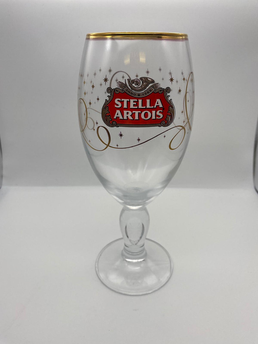 Stella Artois nucleated Christmas 20oz pint glass