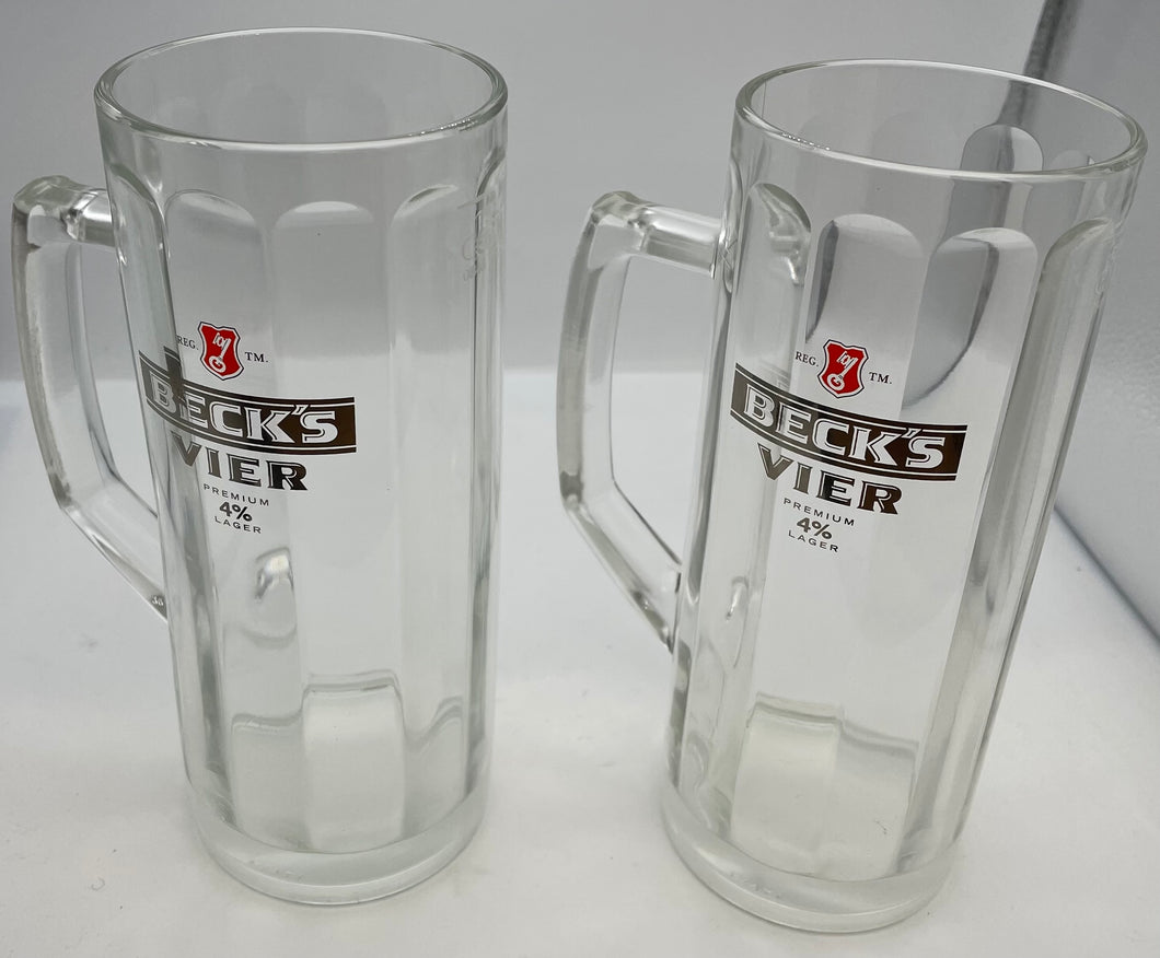 2 x NUCLEATED Becks vier pint stein glasses UK Glassware